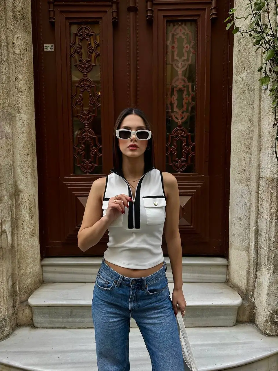 CROP - View 2