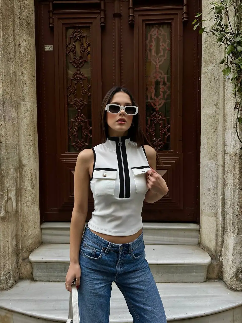 CROP - View 5
