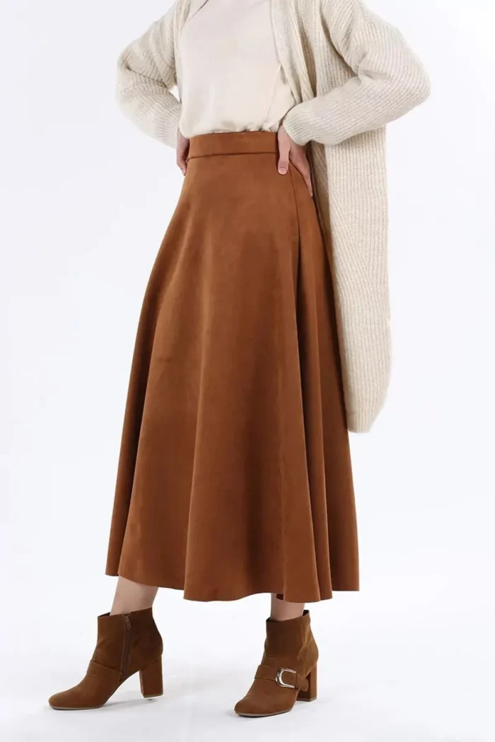 kadın süet etek – yumuşak dokulu şık tasarım