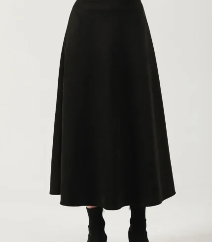 kadın süet etek – yumuşak dokulu şık tasarım