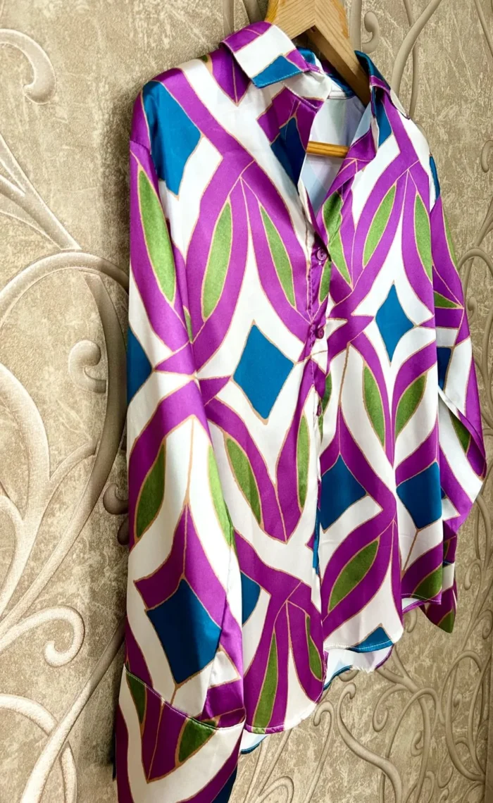 Renkli desenli saten kadın gömlek, yeni sezon şık model