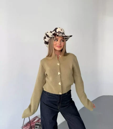 kadın triko hırka – Kalp düğmeli crop model